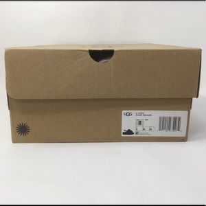 New Women’s UGG Fluff Yeah Slide Black size 8